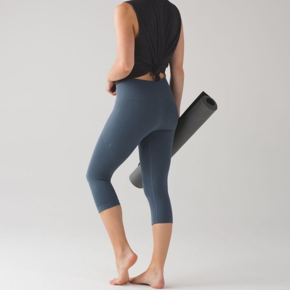 Lululemon Flow and Go Crop Compression Leggings - Picture 1 of 10